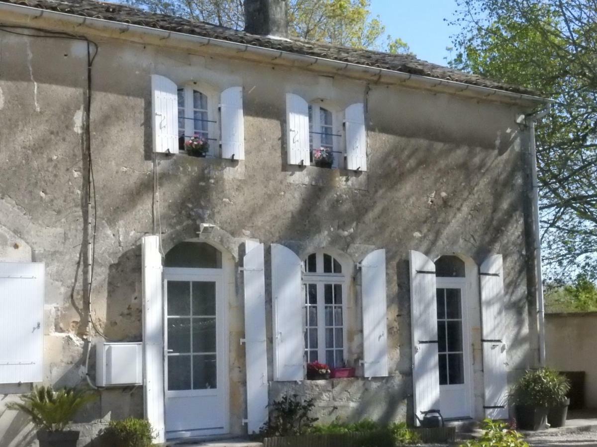 Bed and Breakfast Les Demeures De La Laigne Allas-Bocage Zewnętrze zdjęcie
